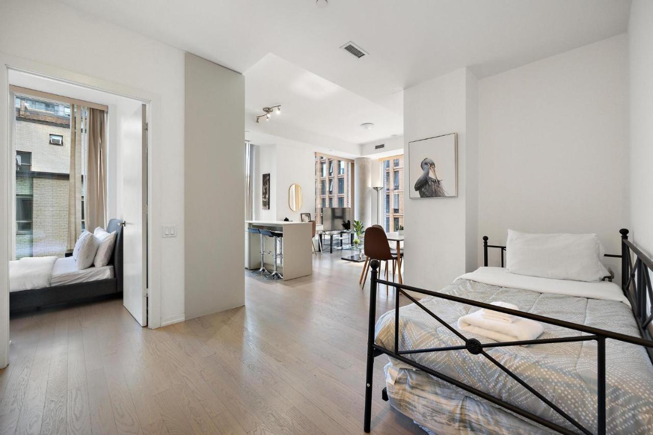 Trendy 1Bedroom Downtown Toronto Condo Exterior photo